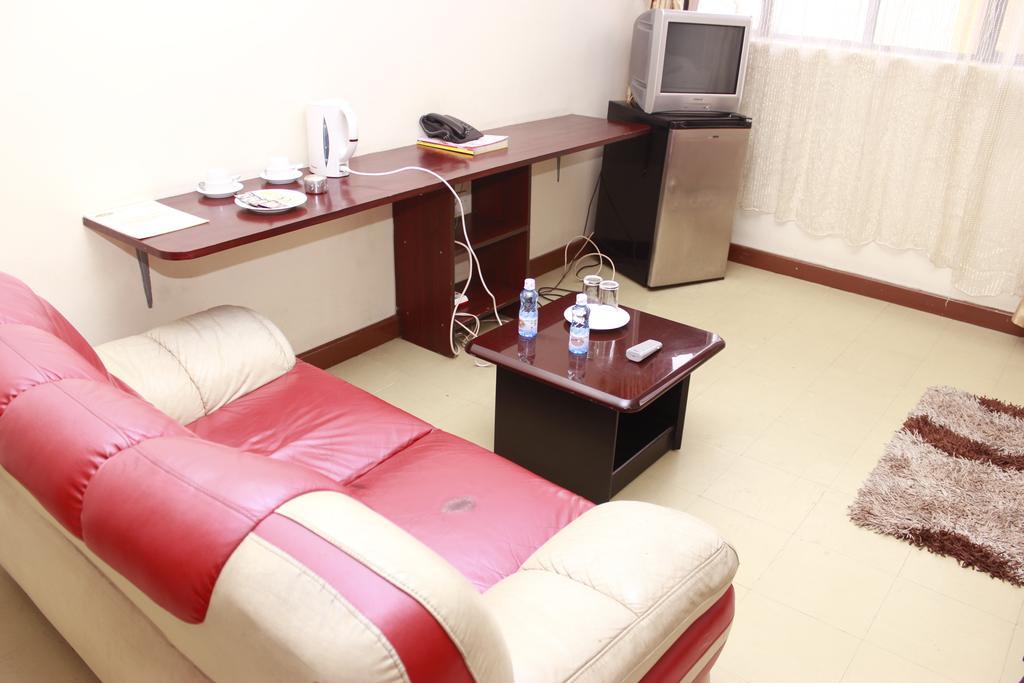 Hotel Central Park Найроби Екстериор снимка